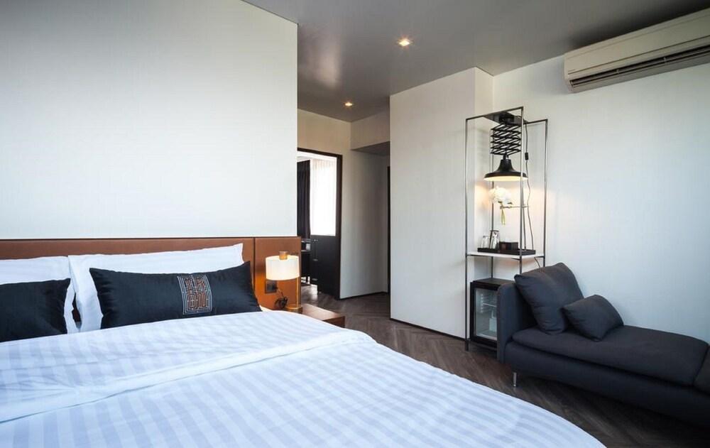 Ir-On Hotel بانكوك المظهر الخارجي الصورة
